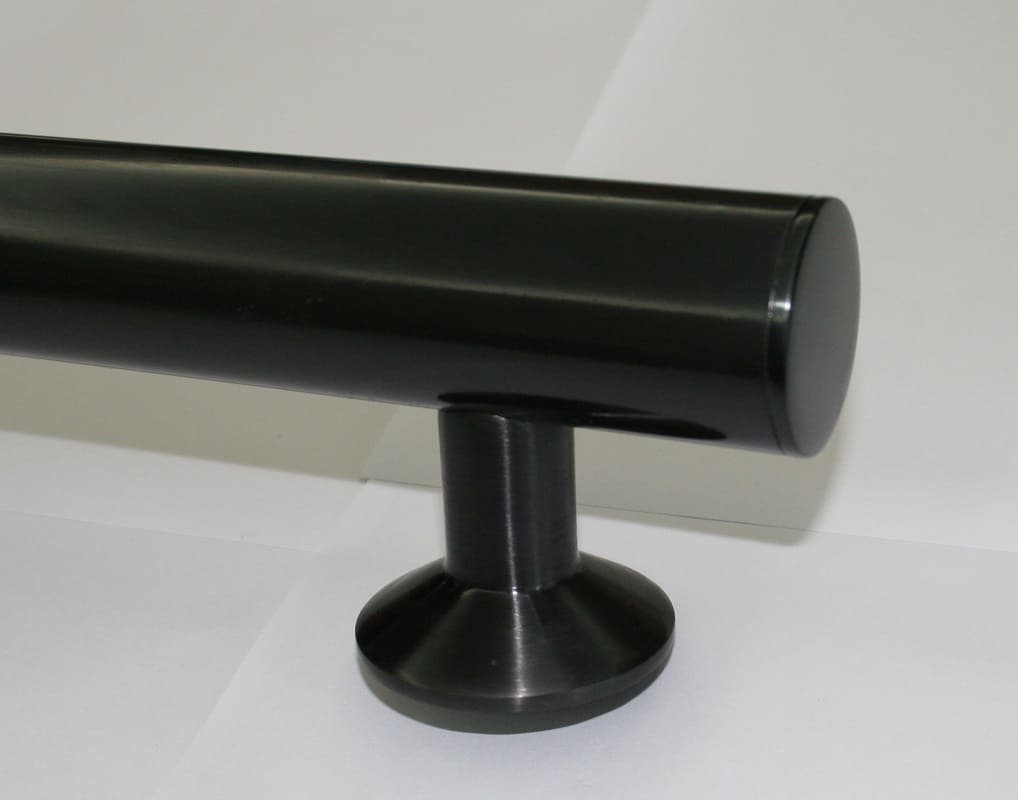 13-hairlineblack-round-tube-handrail